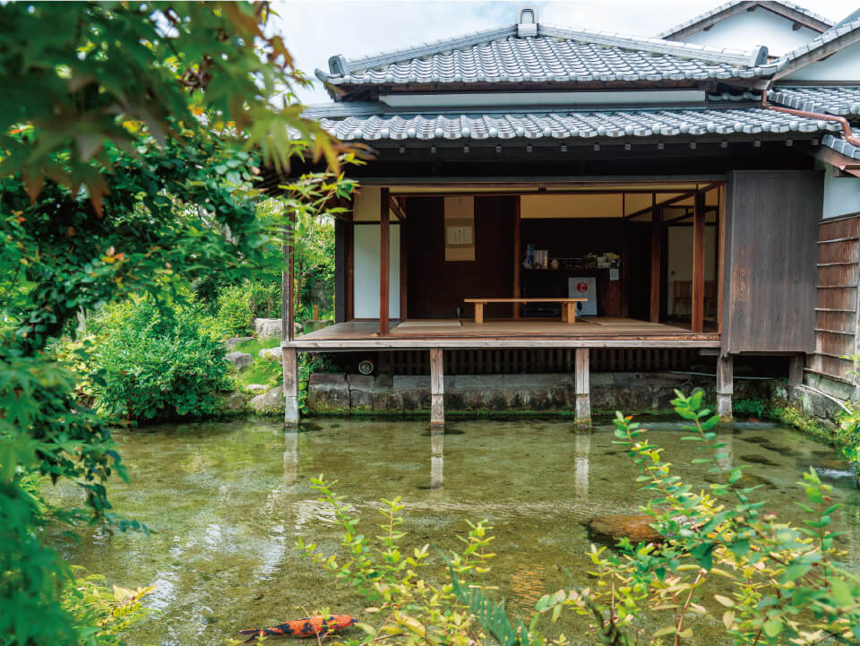 湧水庭園 四明荘