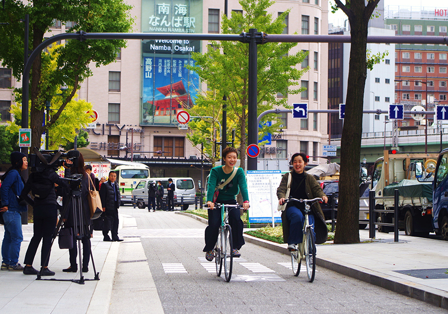 大阪 難波 自転車