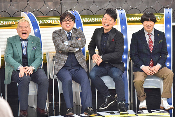 左から、キャイ〜ンと雨上がり決死隊