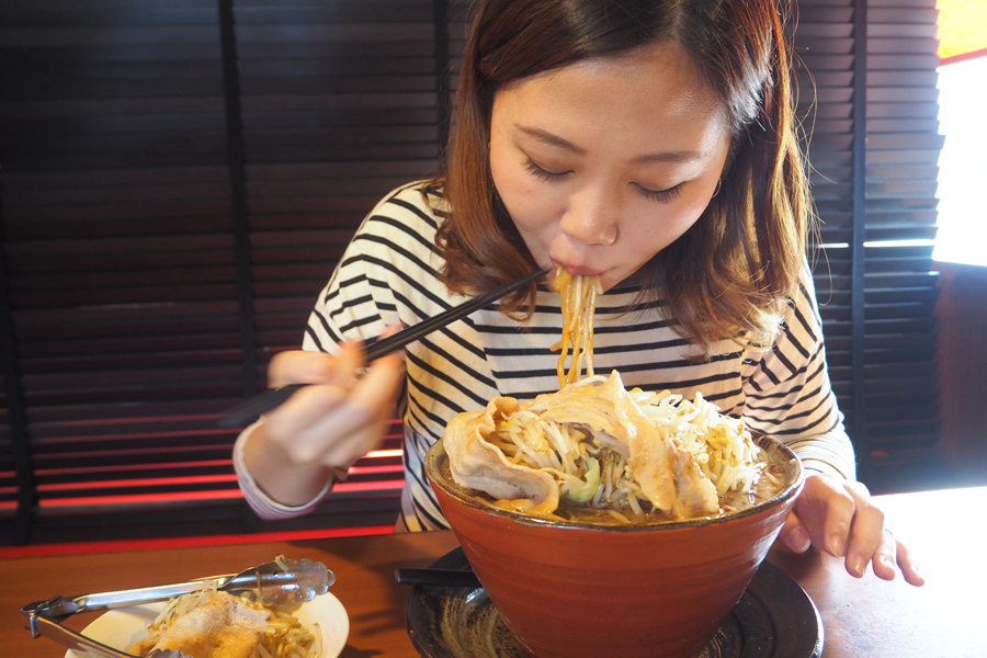 食い 女子 大