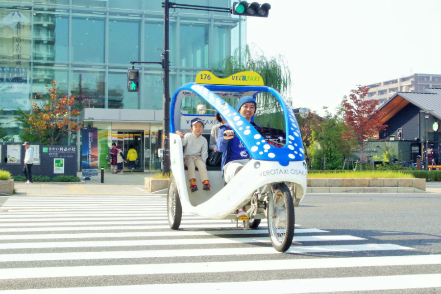 老若男女に人気の、堺の町をゆっくり回遊する自転車タクシー