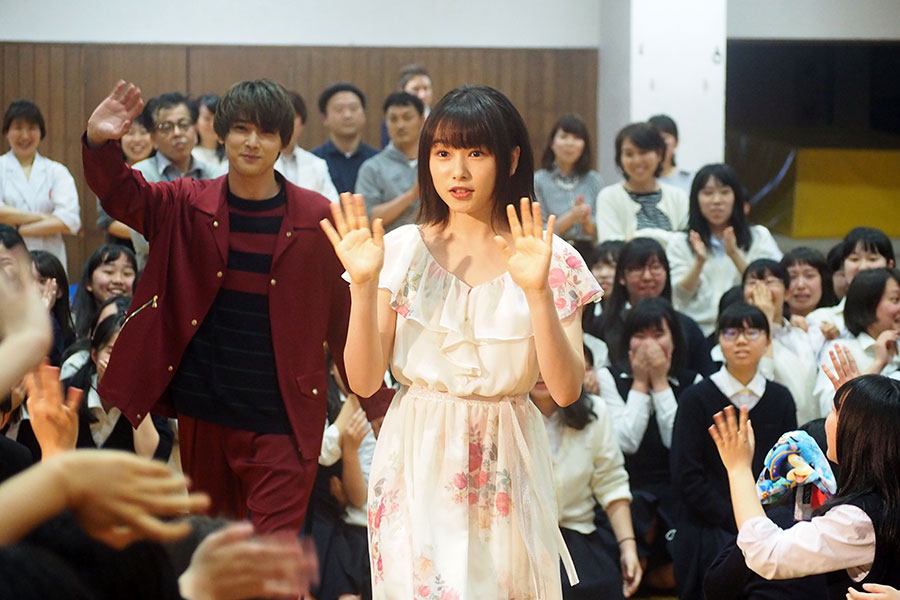 桜井日奈子 クシャっと笑う人が好き Lmaga Jp 桜井日奈子 クシャっと笑う人が好き Lmaga Jp