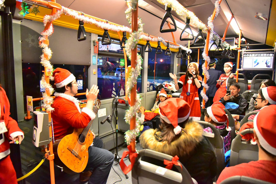 æ¨å¹´ãããªãããï¼³ï¼¡ï¼®ï¼´ï¼¡ãã¹ã®è»åã®æ§å­