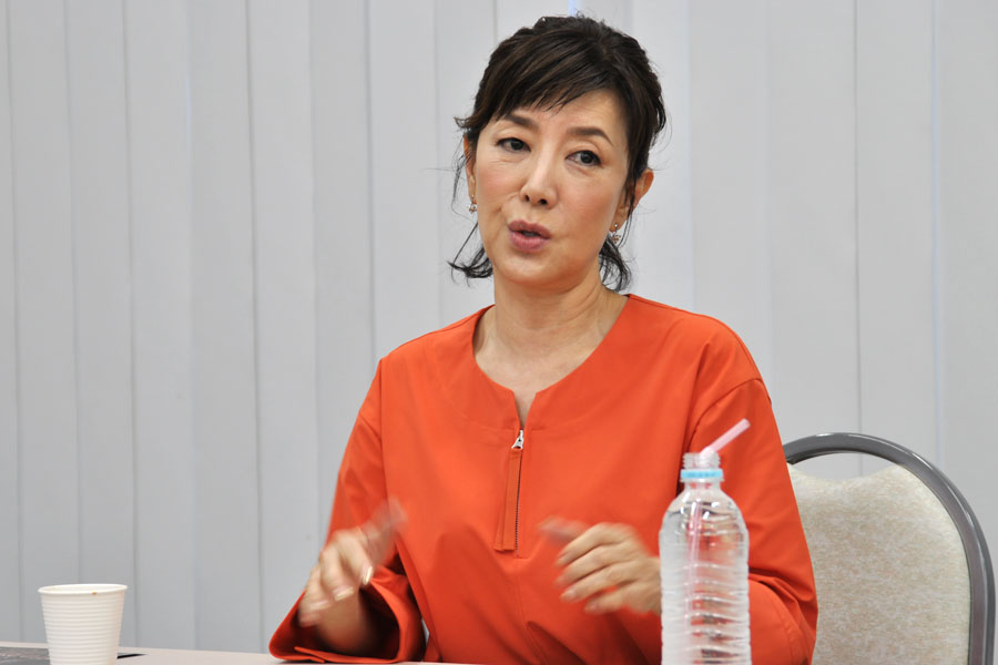 戸田恵子の良いとこ取り舞台 人気で再演 Lmaga Jp