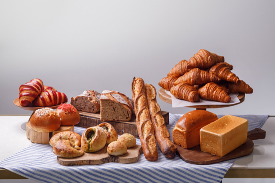 フランス産のAOPバターや小麦粉、塩など厳選した材料で作る「リベルテ・パティスリー・ブーランジェリー京都店」のパン