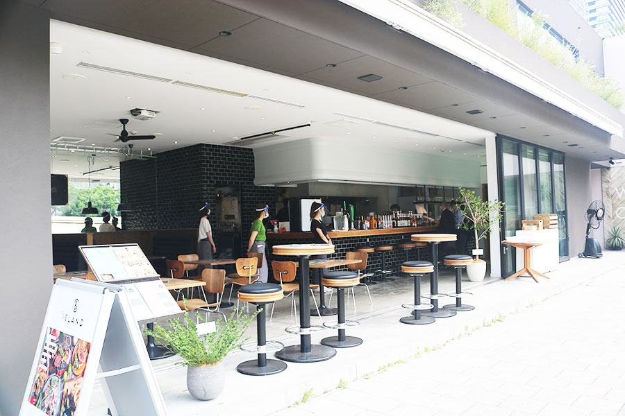 ｓｎｓで人気の水辺カフェ 大阪の堂島川沿いに２号店 Lmaga Jp