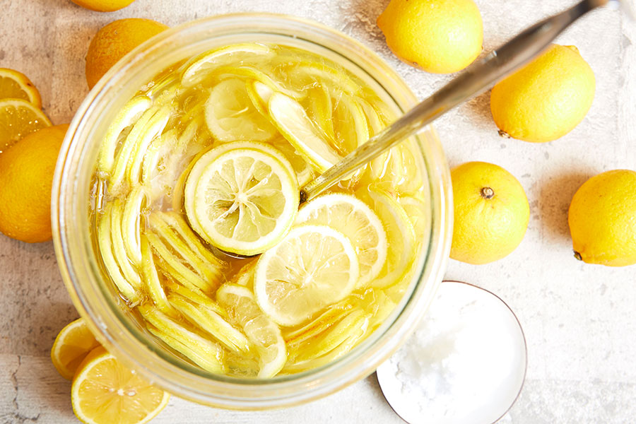 国産レモン１００％の自家製シロップで作る「オリジナルレモネード」（４５０円）、「ソーダレモネード」（４８０円）