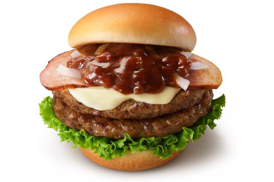 2021年1月発売予定のモスバーガーの新商品「とびきりスパイス&デミ 国産燻いぶし豚ロースとチーズ」のハンバーガーが２枚に増量された「ダブル〜」単品741円
