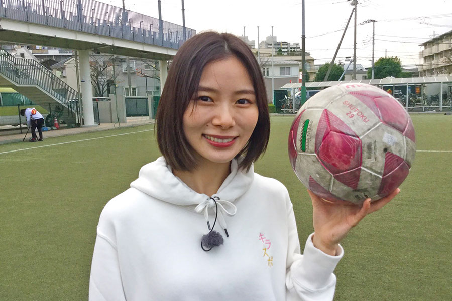 朝日奈央が高校女子サッカー取材 スタッフにダメ出しも Lmaga Jp