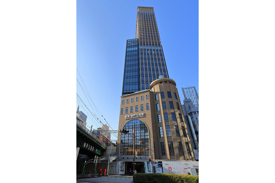 現在建設中の「神戸三宮阪急ビル」