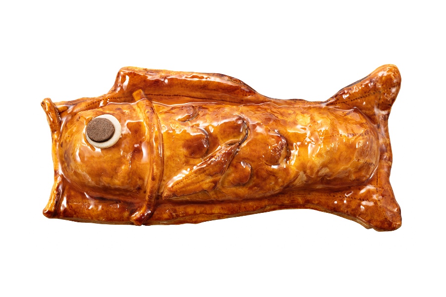 「ユーハイム」から、こどもの日にちなんだ巨大「鯉アップルパイ」が発売