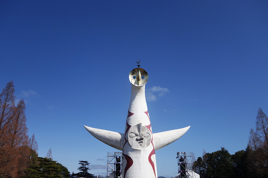 「万博記念公園」のシンボル「太陽の塔」