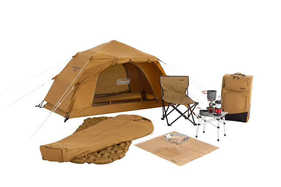 テントや寝袋、テーブルやランタンなどソロキャンプをするうえでの必須アイテム全１０点が入った「ソロキャンプスタートパッケージ」（76800円）