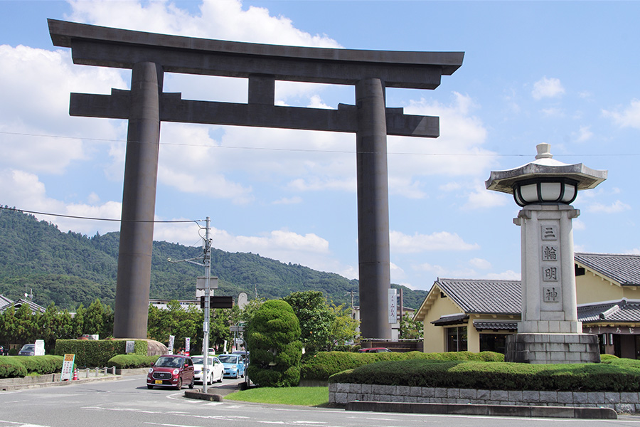 日本で２番目に大きい鳥居の「大神神社」（奈良県桜井市）