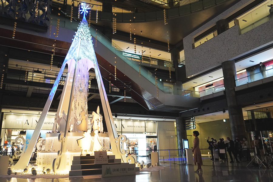 「グランフロント大阪」でディズニープリンセスをテーマにしたクリスマスショーが開催されている（11月11日〜12月25日）