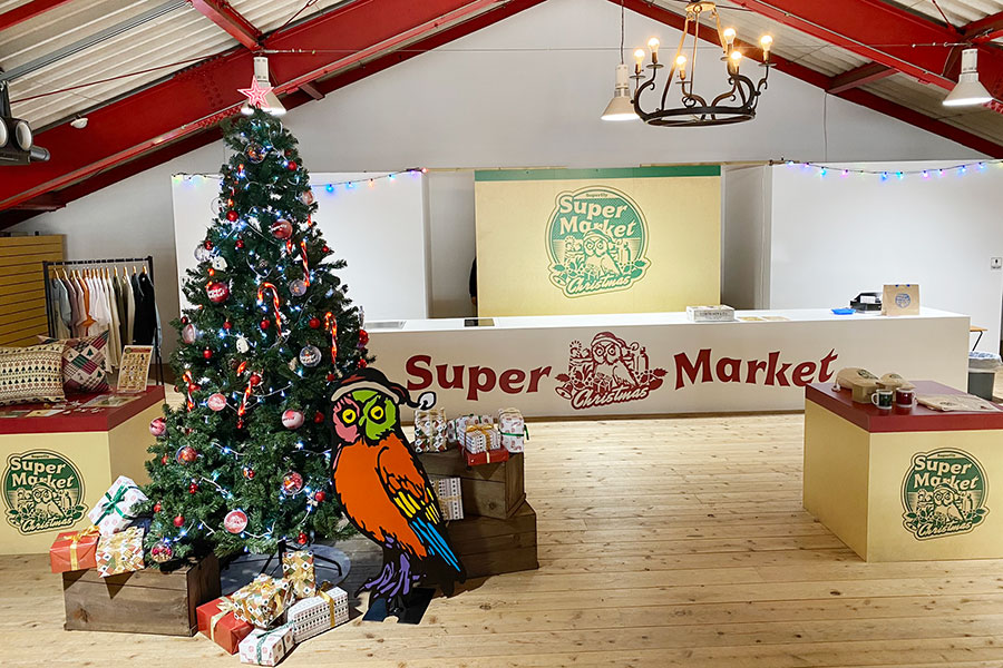 『Super Christmas Market』の店内