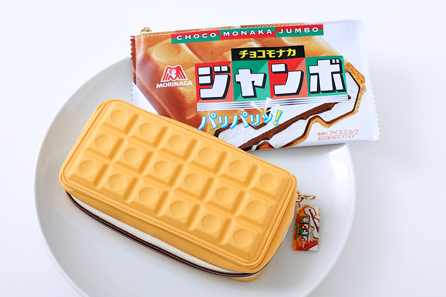 8月2日より全国で発売される森永製菓の「チョコモナカジャンボ」をモチーフにしたポーチ