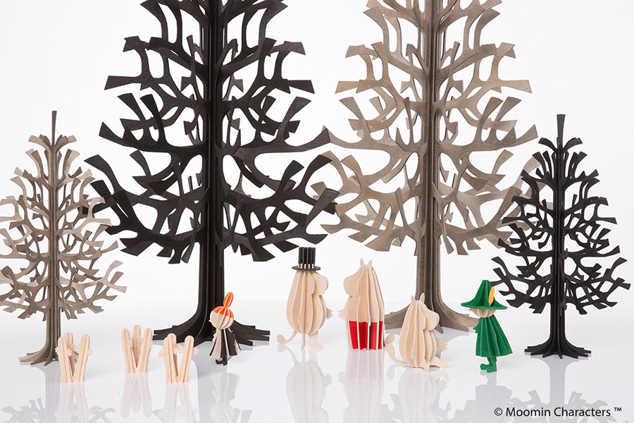 フィンランドの白樺を使った組立式オブジェ「クリスマスツリー」「ムーミン」（各1,430円から／ロヴィ）『北欧屋台〜クリスマスマーケット〜』