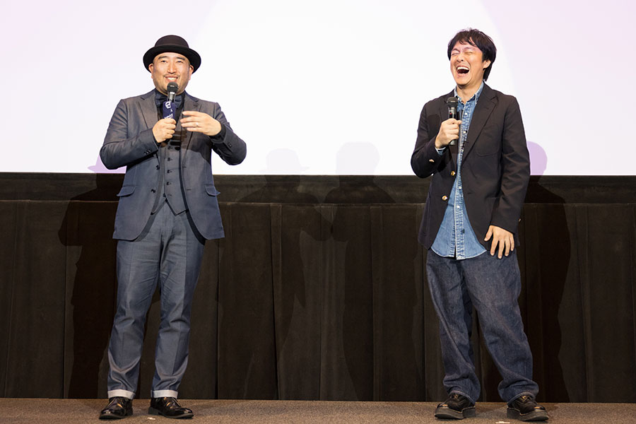 『金子差入店』で8年ぶりの映画主演を務める丸山隆平(右)と