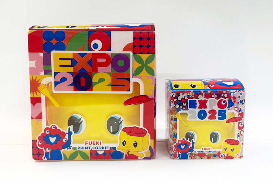 「ミャクミャク」×「フエキどうぶつのり」コラボ菓子パッケージ(左がクッキー入り)