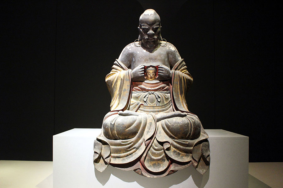 十八羅漢坐像のうち羅怙羅尊者像 范道生作 京都・萬福寺 通期展示