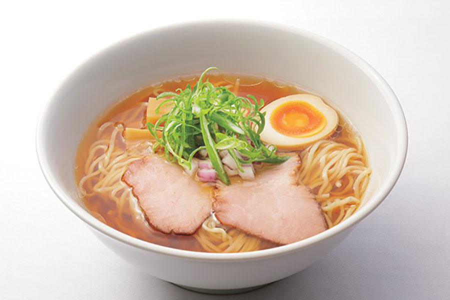 「Restaurant MOTOÏ」の前田シェフが、食の博覧会のために創作。京都高島屋限定 地鶏の上湯ラーメン(1食1375円)