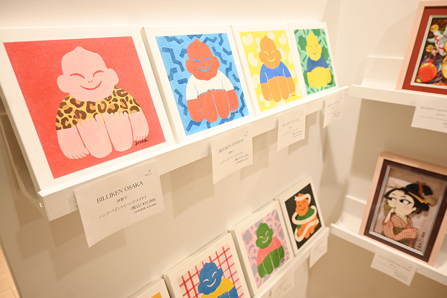 「BILLIKEN CREATORS OSAKA」より、カラフルなビリケンさん