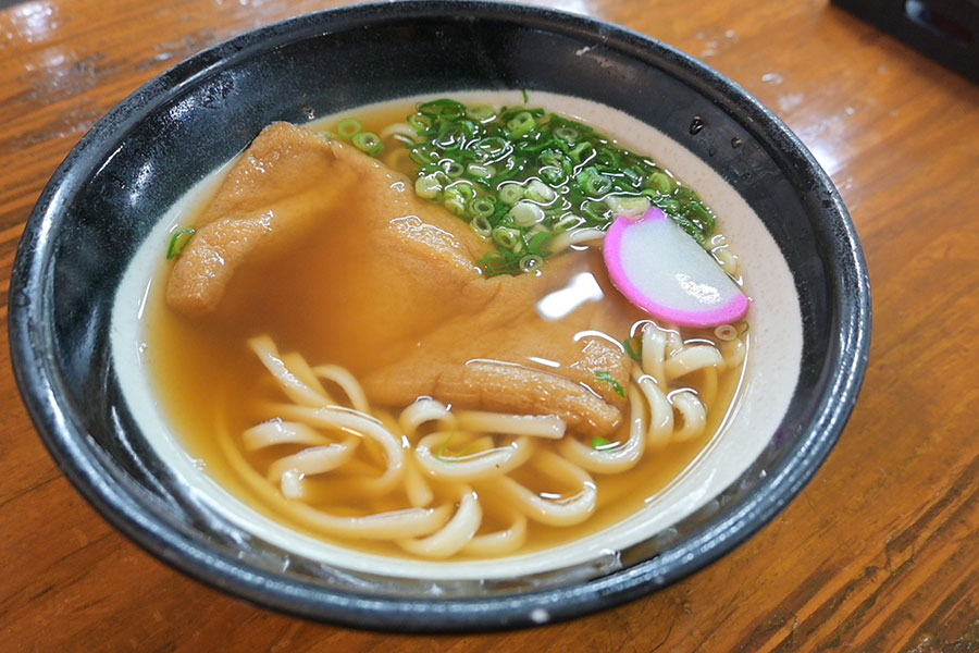 人気メニューきつね(900円)