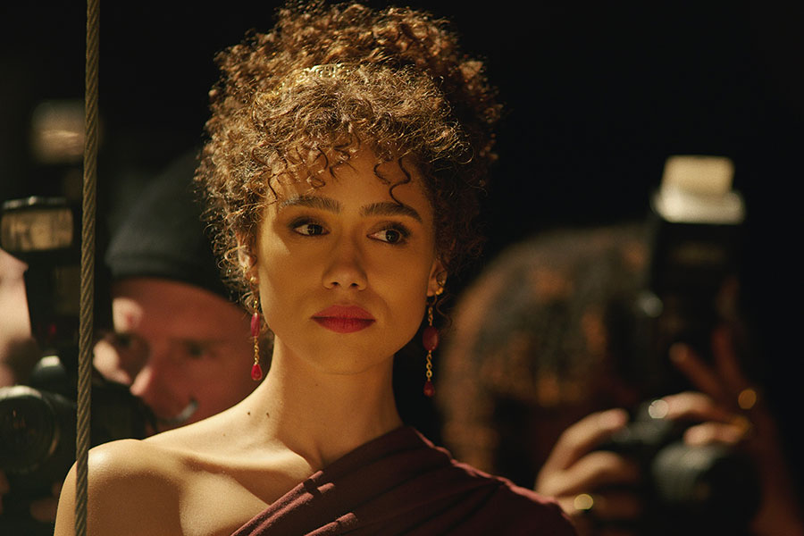 映画『メガロポリス』より。ジュリア・キケロ(ナタリー・エマニュエル)© 2024 CAESAR FILM LLCALL RIGHTS RESERVED