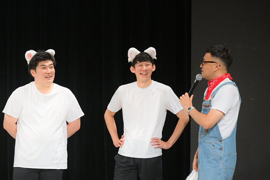 「ネコちゃんのしっぽビンビビン」より