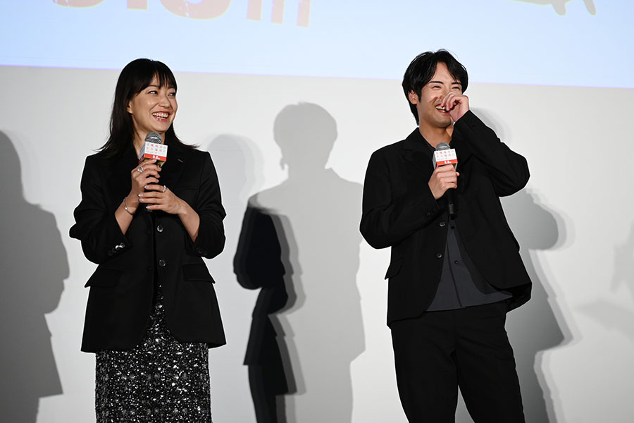菅野美穂の「わかんのかんの菅野美穂」に爆笑する赤楚衛二(7月16日・大阪市内)