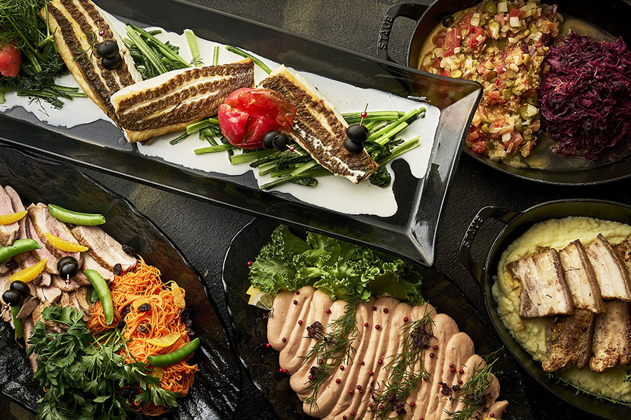 「センタラグランドホテル大阪」の「タイ・日・仏・伊を巡る秋の贅沢グルメビュッフェ」で食べられるフランス料理のイメージ