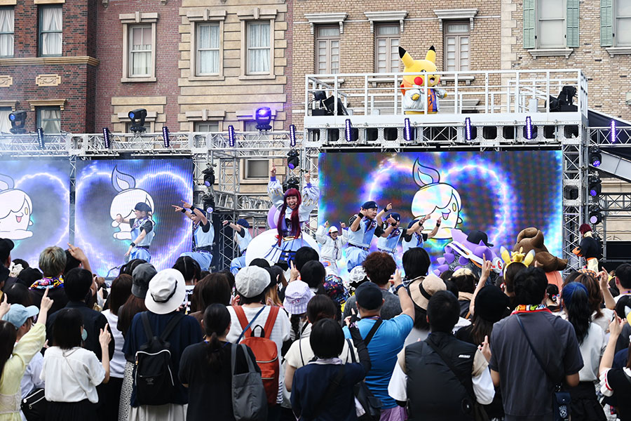 9月5日よりスタートする「ポケモン・アンストッパブル・ハロウィーン・パーティ」。ダンスバトル中の様子(9月3日/ユニバーサル・スタジオ・ジャパン)