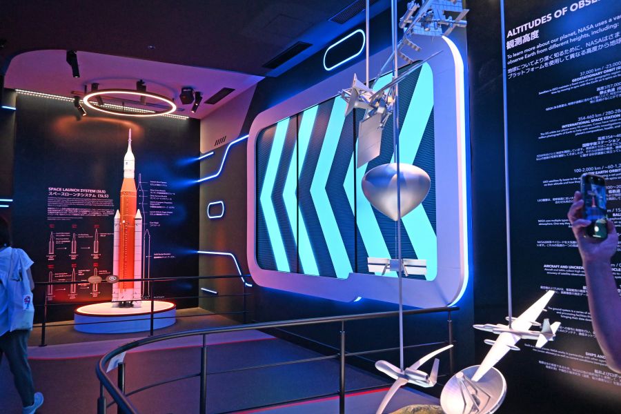 宇宙に関する展示も、じっくり見ることができる(9月9日 大阪・関西万博)