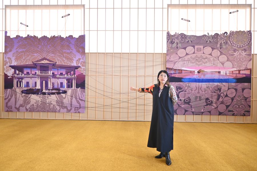 「泉布観」の周りには「正倉院」、「迎賓館」の周りには「法隆寺」の文様もデザインされ、悠久の歴史やつながりが、敢えて未完成に表現されている