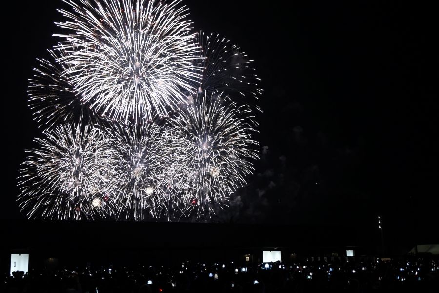 豪華な花火も鑑賞可能(10月13日 大阪・関西万博)