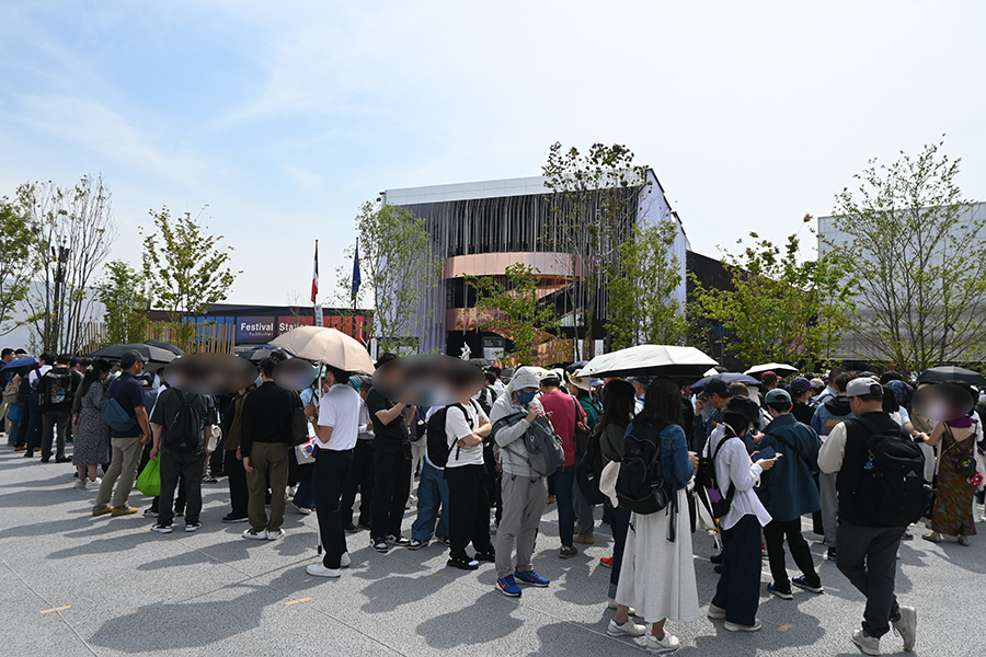 『大阪・関西万博』「アメリカ館」「フランス館」前の様子(5月1日/Lmaga.jp撮影)