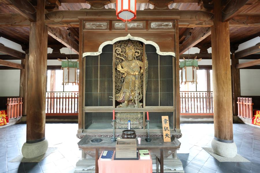 韋駄天さんはりりしく…