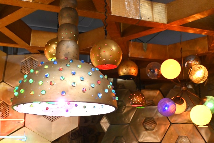 味園ビルの
思い出を振り返る展示。ユニバースの空間が再現されている(11月14日/心斎橋パルコ Lmaga.jp編集部撮影)