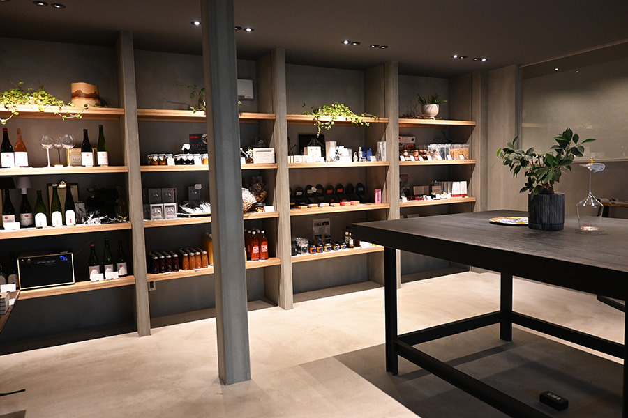 「Yoichi LOOP STYLE」の内観