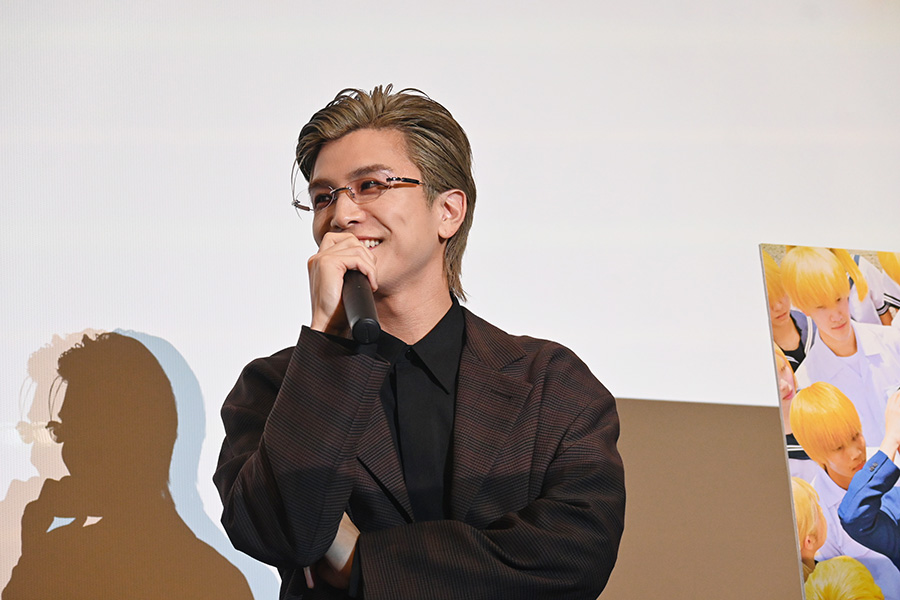 映画『金髪』の舞台挨拶に登壇した岩田剛典(11月5日・大阪市内)