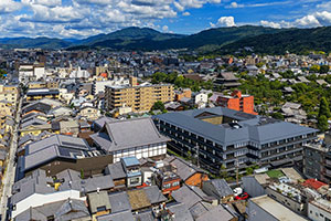 京都の小学校跡地に「新たな外資系ホテル」…日本初上陸、来春開業へ