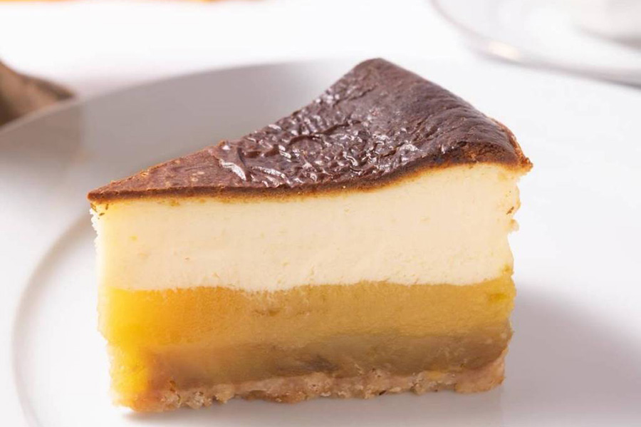 「焼き芋スイーツほっこり芋」の金蜜芋のバスクチーズケーキイメージ