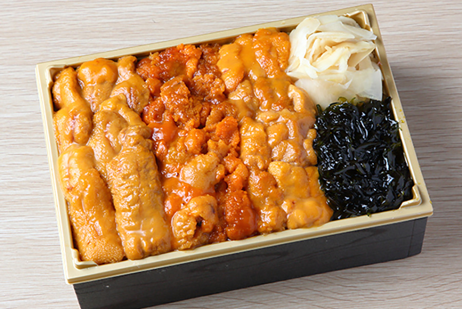 「うに専門店 世壱屋」のムラサキうに・バフンうに 食べ比べ弁当(1折4320円)は限定各日30個