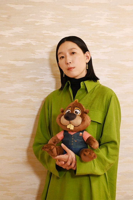 「ズートピアの世界は哺乳類も爬虫類も、いろんな動物が共存して生きていて、それぞれ違いがある。でもその違いを埋めるのではなく、違いを認め合って仲良くやっていくというのが、一番大きなテーマかな」(Lmaga.jp撮影)