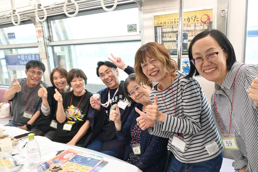 『大阪モノレールの日本酒列車』