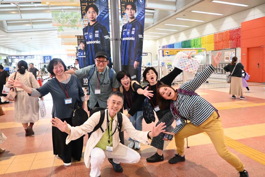 『大阪モノレールの日本酒列車』