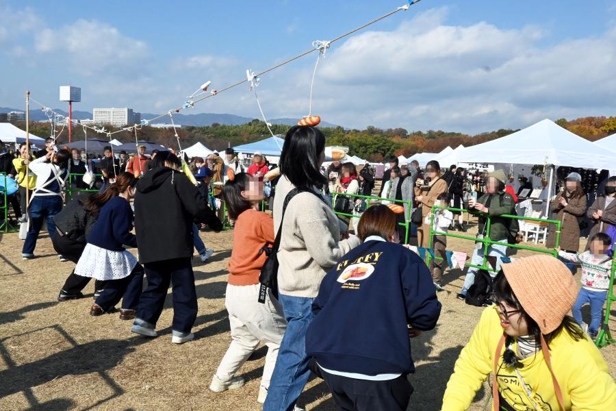 (12月7日「関西蚤の市 in 万博記念公園」)