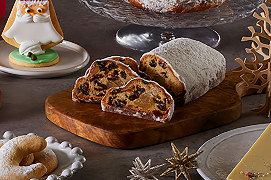 「スイスホテル南海大阪」(大阪市中央区)の「シュトーレン」(1400円)