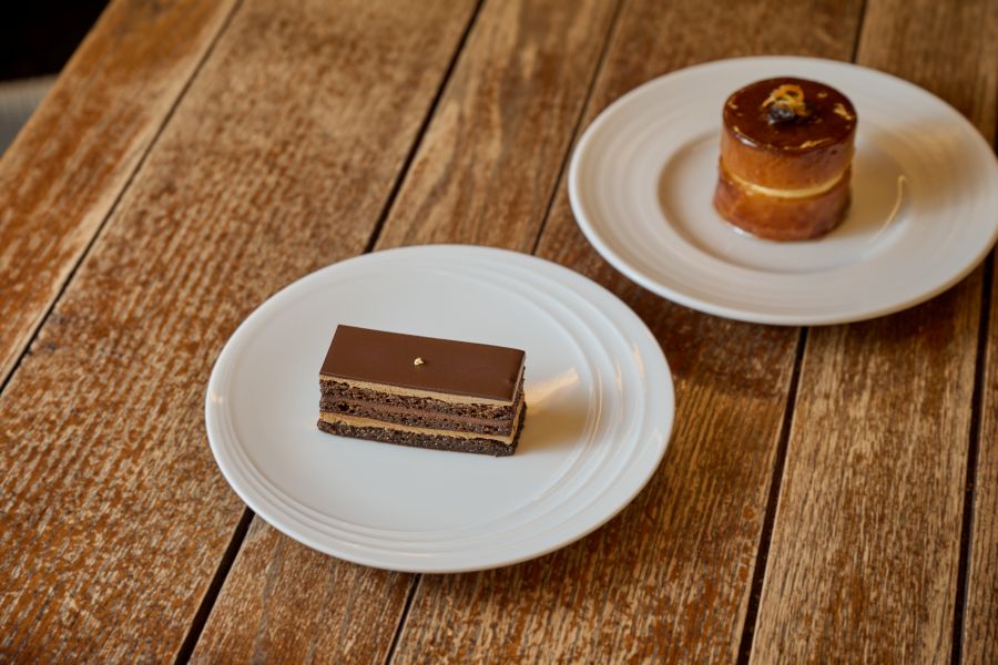 左から「オペラ」(685円)「アリババ」(685円)